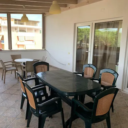 Apartamento Double With Terrace Golem (Tirana)